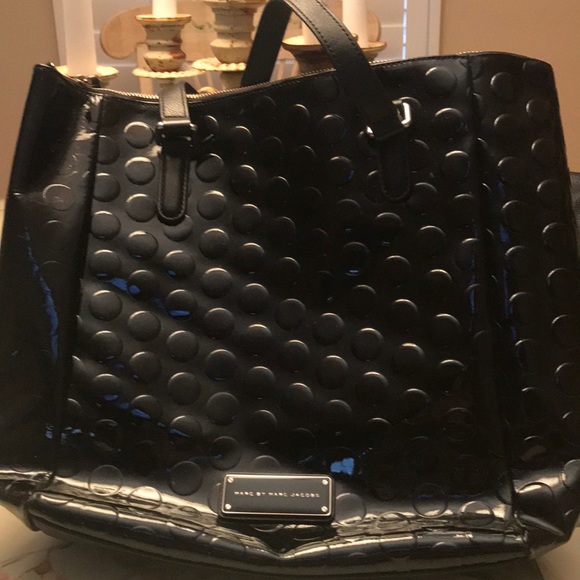 Marc Jacobs Handbags - Black Marc Jacob tote.